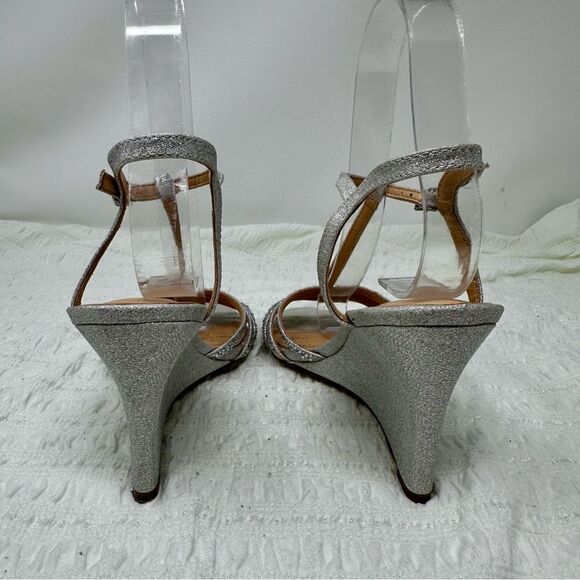 Badgley Mischka Sparkly Wedges- Size 6.5. - Picture 5 of 16
